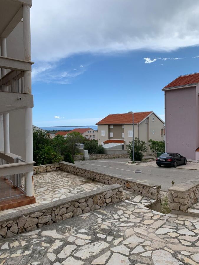 Apartman MAT Novalja Bagian luar foto