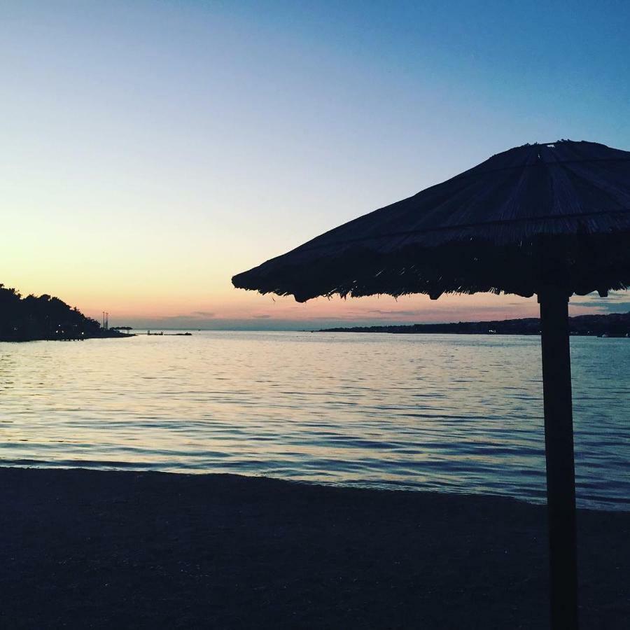 Apartman MAT Novalja Bagian luar foto